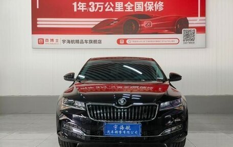 Skoda Superb III рестайлинг, 2025 год, 2 140 000 рублей, 5 фотография