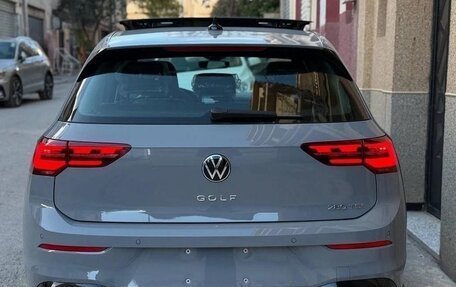 Volkswagen Golf VIII, 2022 год, 2 070 000 рублей, 4 фотография