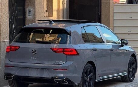 Volkswagen Golf VIII, 2022 год, 2 070 000 рублей, 6 фотография