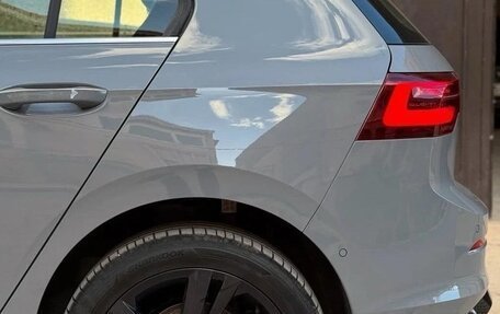 Volkswagen Golf VIII, 2022 год, 2 070 000 рублей, 7 фотография