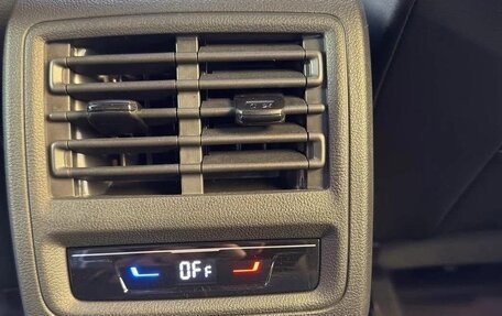 Volkswagen Golf VIII, 2022 год, 2 070 000 рублей, 13 фотография