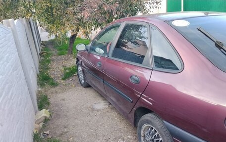 Renault Laguna II, 1994 год, 140 000 рублей, 9 фотография