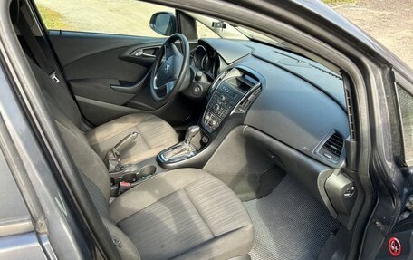 Opel Astra J, 2010 год, 620 000 рублей, 12 фотография