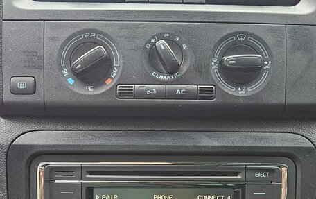 Skoda Fabia II, 2010 год, 450 000 рублей, 13 фотография