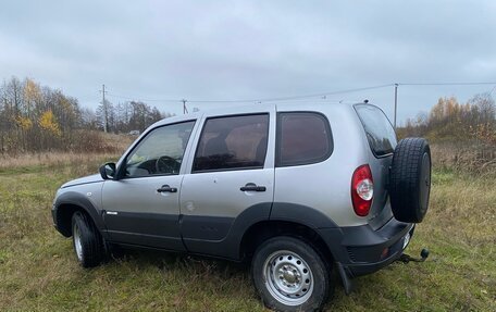 Chevrolet Niva I рестайлинг, 2013 год, 380 000 рублей, 2 фотография