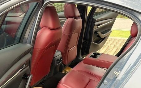 Mazda 3, 2022 год, 1 740 000 рублей, 23 фотография