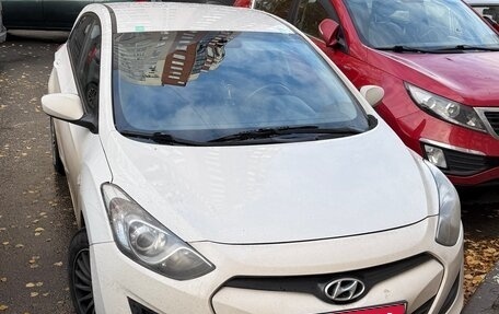 Hyundai i30 II рестайлинг, 2013 год, 830 000 рублей, 1 фотография