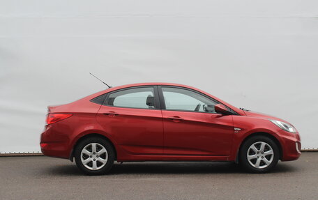 Hyundai Solaris II рестайлинг, 2011 год, 690 000 рублей, 4 фотография