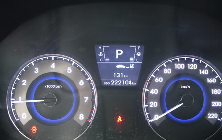 Hyundai Solaris II рестайлинг, 2011 год, 690 000 рублей, 13 фотография