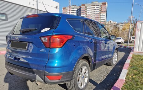 Ford Escape, 2019 год, 1 700 000 рублей, 5 фотография