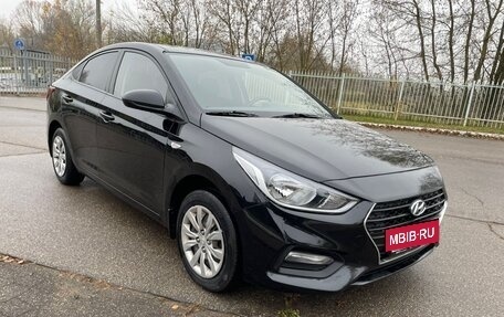Hyundai Solaris II рестайлинг, 2019 год, 800 000 рублей, 3 фотография
