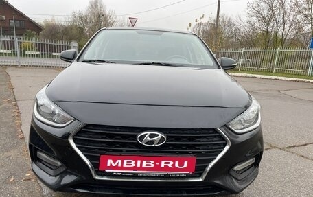 Hyundai Solaris II рестайлинг, 2019 год, 800 000 рублей, 2 фотография