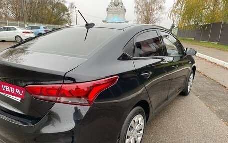 Hyundai Solaris II рестайлинг, 2019 год, 800 000 рублей, 6 фотография