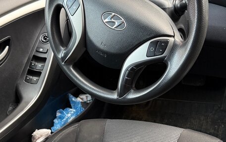 Hyundai i30 II рестайлинг, 2013 год, 830 000 рублей, 8 фотография