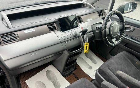 Honda Stepwgn III, 2007 год, 1 179 000 рублей, 13 фотография