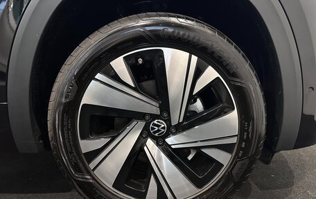 Volkswagen Teramont I, 2024 год, 5 050 000 рублей, 18 фотография