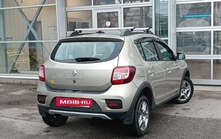 Renault Sandero II рестайлинг, 2020 год, 1 295 000 рублей, 2 фотография