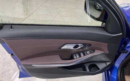 BMW 3 серия, 2021 год, 3 590 000 рублей, 17 фотография