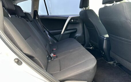 Toyota RAV4, 2018 год, 2 540 000 рублей, 12 фотография