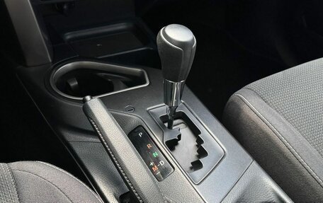 Toyota RAV4, 2018 год, 2 540 000 рублей, 15 фотография