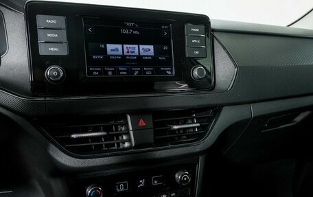 Volkswagen Polo VI (EU Market), 2021 год, 1 675 000 рублей, 11 фотография