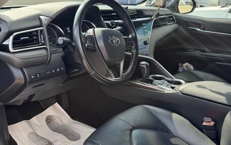 Toyota Camry, 2018 год, 2 650 000 рублей, 19 фотография