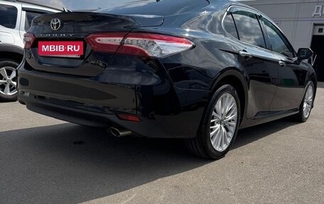 Toyota Camry, 2018 год, 2 650 000 рублей, 20 фотография