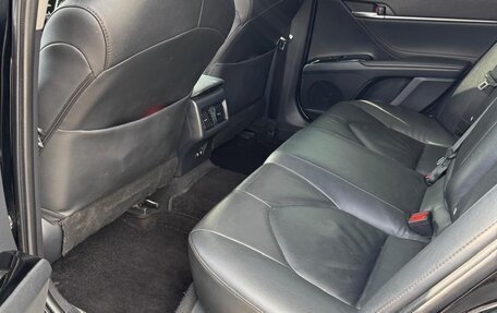 Toyota Camry, 2018 год, 2 650 000 рублей, 24 фотография