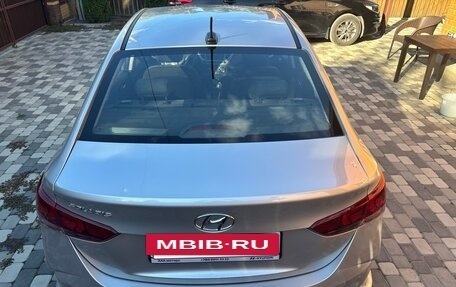 Hyundai Solaris II рестайлинг, 2021 год, 1 740 000 рублей, 3 фотография