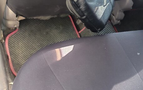 Toyota Platz, 2001 год, 307 000 рублей, 15 фотография