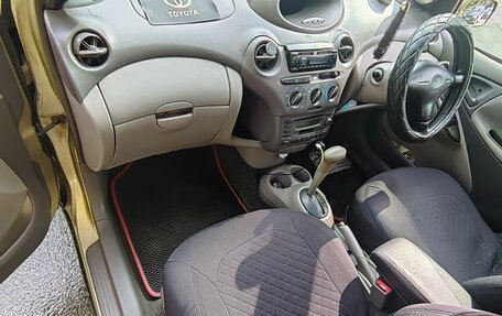 Toyota Platz, 2001 год, 307 000 рублей, 16 фотография