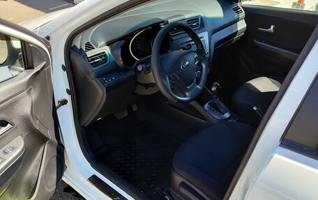 KIA Rio III рестайлинг, 2015 год, 700 000 рублей, 11 фотография