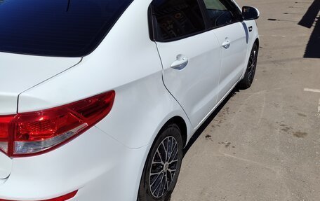 KIA Rio III рестайлинг, 2015 год, 700 000 рублей, 6 фотография