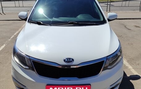 KIA Rio III рестайлинг, 2015 год, 700 000 рублей, 3 фотография
