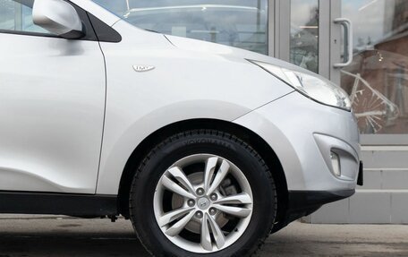 Hyundai Tucson III, 2010 год, 1 300 000 рублей, 9 фотография