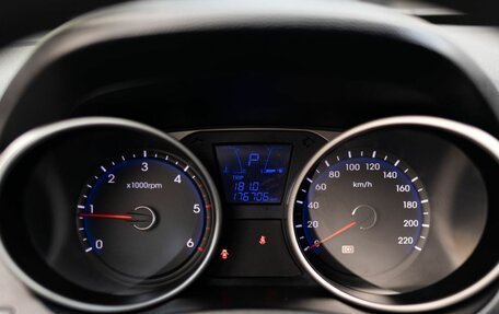 Hyundai Tucson III, 2010 год, 1 300 000 рублей, 12 фотография