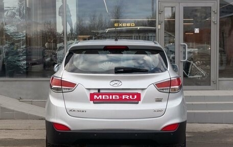 Hyundai Tucson III, 2010 год, 1 300 000 рублей, 6 фотография