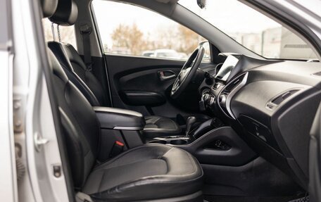 Hyundai Tucson III, 2010 год, 1 300 000 рублей, 19 фотография