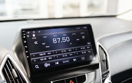 Hyundai Tucson III, 2010 год, 1 300 000 рублей, 13 фотография