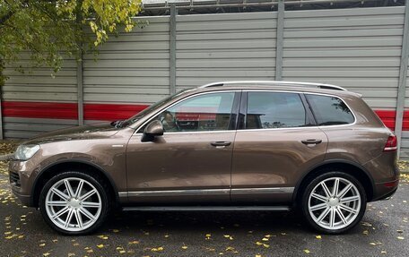 Volkswagen Touareg III, 2014 год, 3 100 000 рублей, 2 фотография