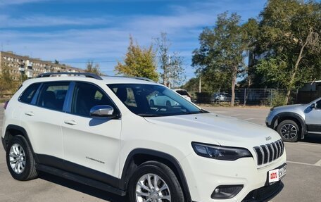 Jeep Cherokee, 2018 год, 2 000 000 рублей, 2 фотография