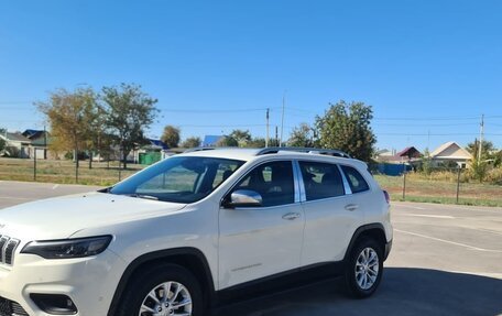 Jeep Cherokee, 2018 год, 2 000 000 рублей, 3 фотография