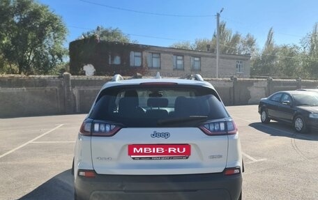 Jeep Cherokee, 2018 год, 2 000 000 рублей, 5 фотография