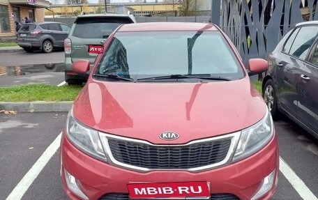 KIA Rio III рестайлинг, 2013 год, 700 000 рублей, 1 фотография