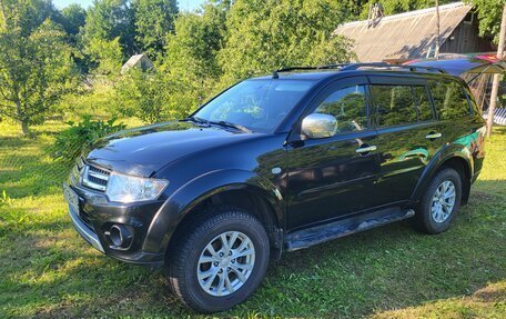 Mitsubishi Pajero Sport II рестайлинг, 2014 год, 1 900 000 рублей, 1 фотография