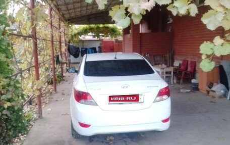 Hyundai Solaris II рестайлинг, 2014 год, 750 000 рублей, 2 фотография