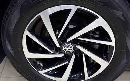 Volkswagen Tiguan II, 2018 год, 2 350 000 рублей, 14 фотография