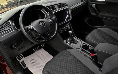 Volkswagen Tiguan II, 2018 год, 2 350 000 рублей, 8 фотография