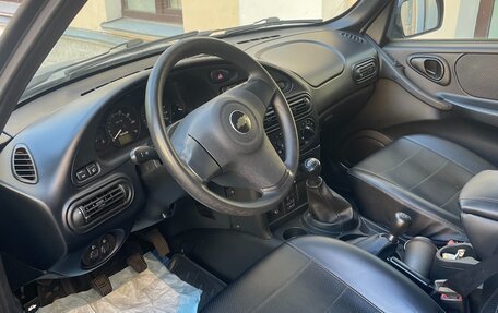 Chevrolet Niva I рестайлинг, 2017 год, 780 000 рублей, 5 фотография