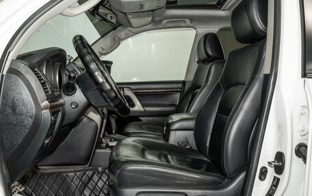 Toyota Land Cruiser 200, 2011 год, 3 370 000 рублей, 6 фотография